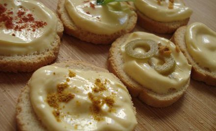 Canapés de berenjena y remolacha