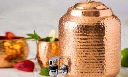 Ayurveda ¿Cómo Beber Agua de un Recipiente de Cobre Puede Mejorar Tu Salud? Beneficios del Agua de Cobre