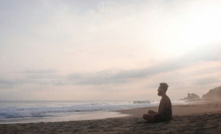 Meditación Ayurveda: mejor momento, duración y métodos prácticos